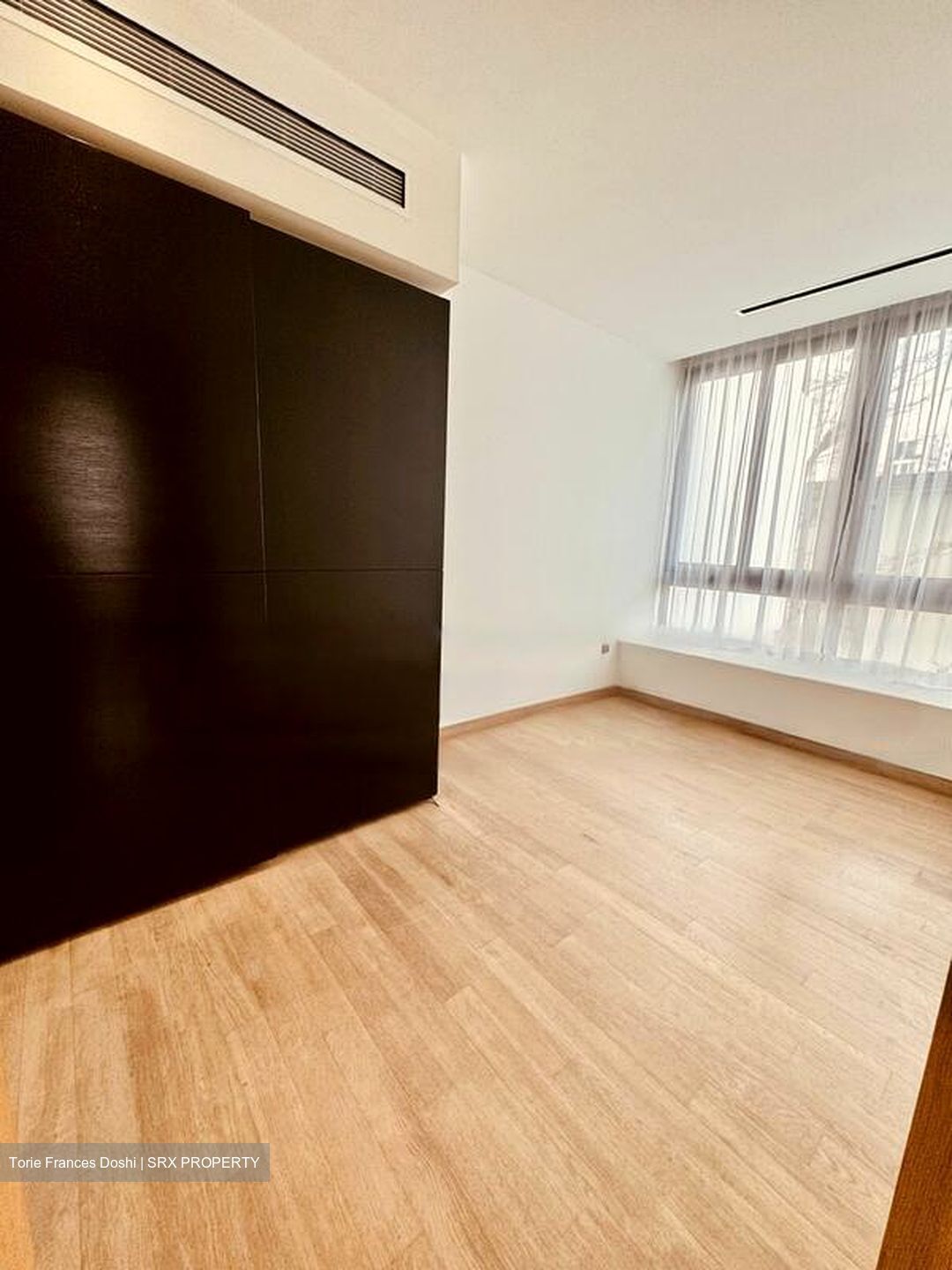 Stevens Road (D10), Terrace #466622591